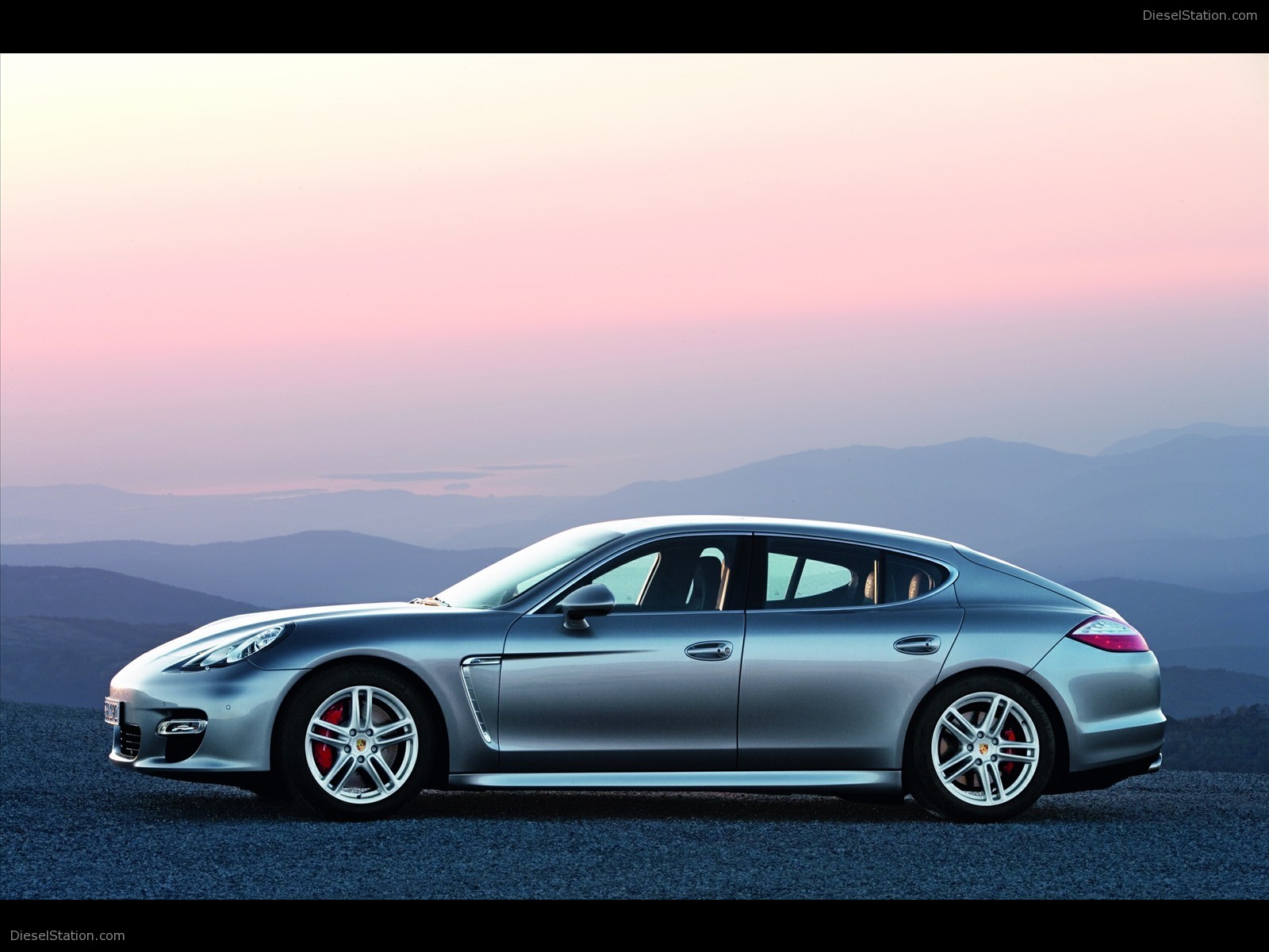 Porsche Panamera 